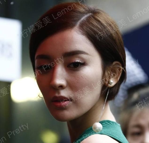 但是脸变小不等同于就是削骨啊,好多人看到有明星脸小了,动不动就说削