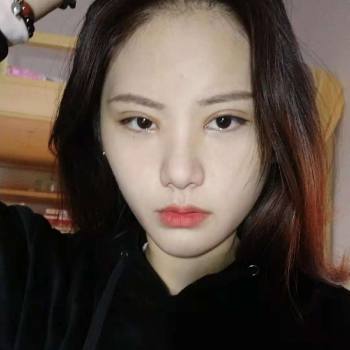 新月型双眼皮的优点